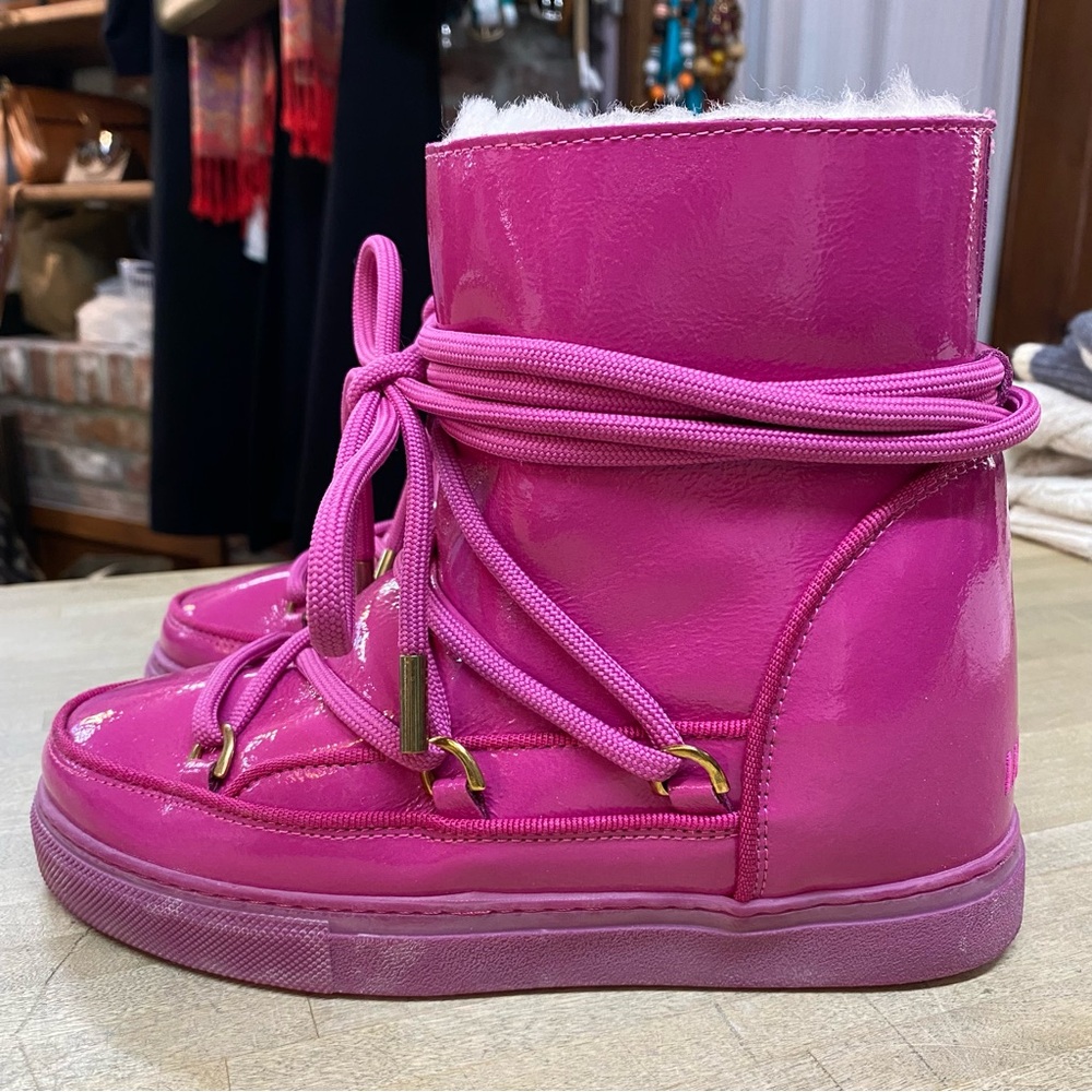 INUIKII Naplack Fuxia Snow Boots Shearling Lined Patent Leather Sz 36